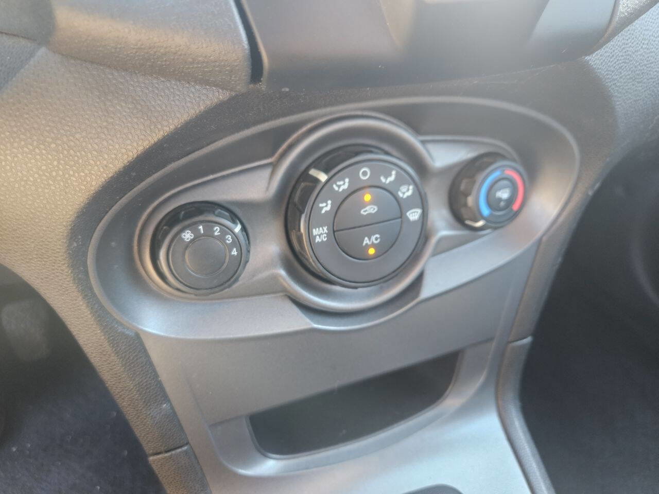 Used 2016 Ford Fiesta S FWD image 18