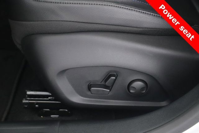 New 2026 Jeep Compass Limited image 18