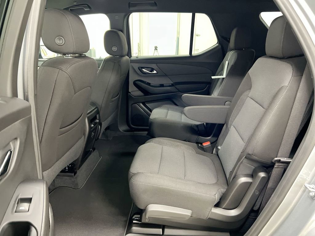 Used 2023 Chevrolet Traverse LT image 22