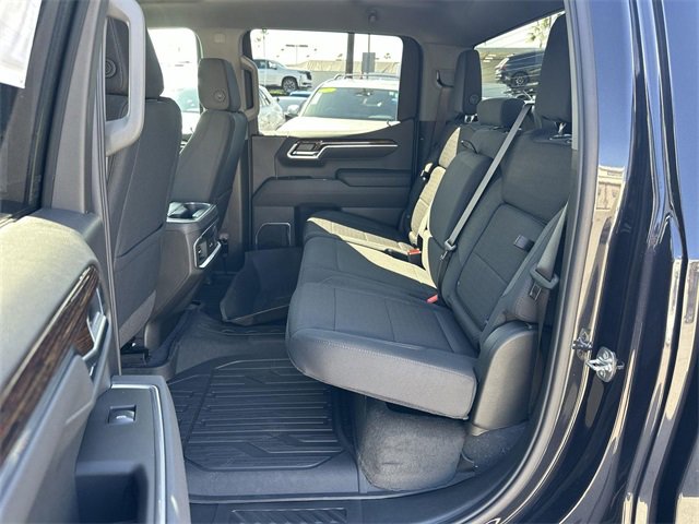 New 2026 GMC Sierra 1500 Elevation w/ LPO, Elevation Black Package image 25