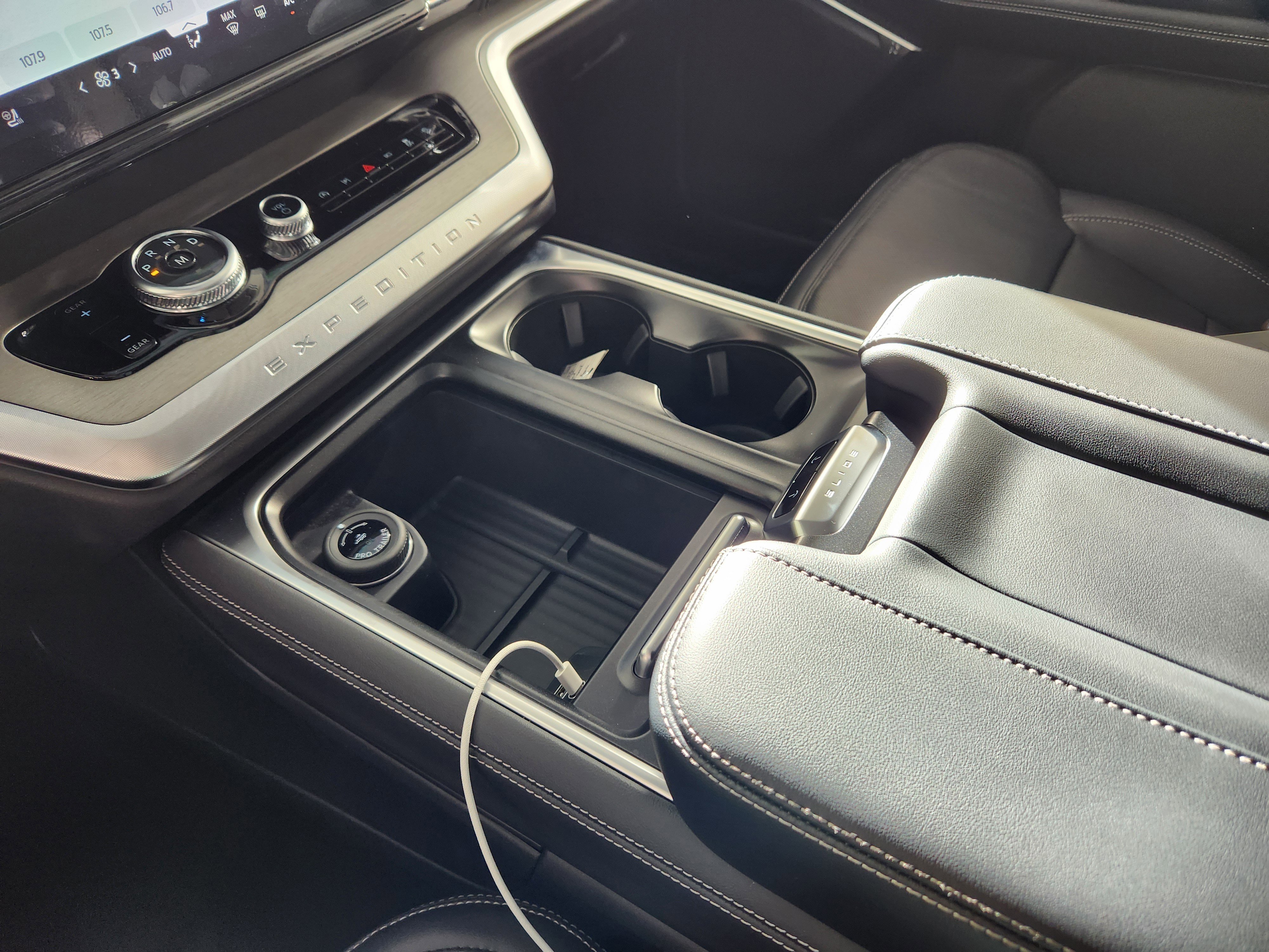 New 2026 Ford Expedition Max Platinum w/ Driver's Package image 26