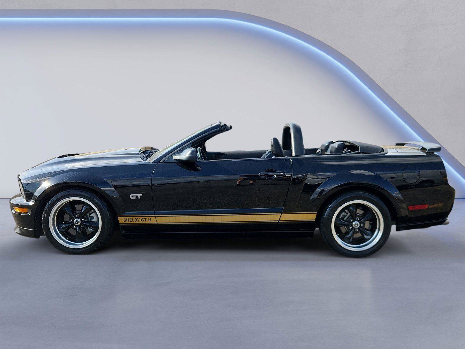 Used 2006 Ford Mustang GT Premium image 6