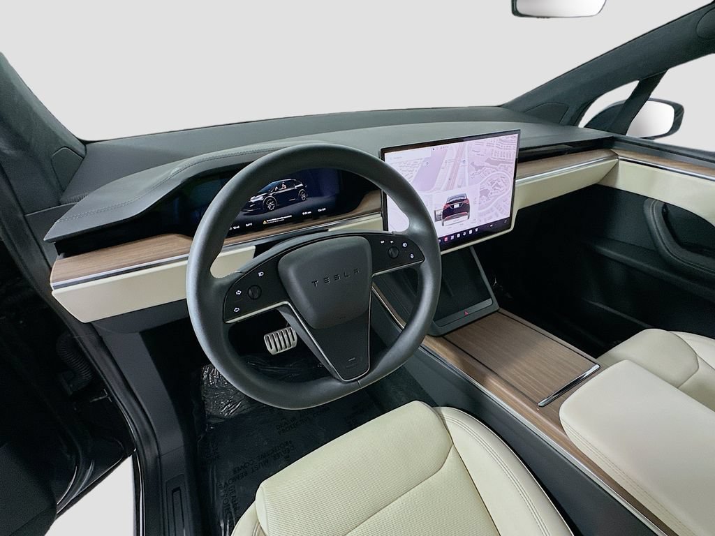 Used 2024 Tesla Model X AWD/4WD image 4