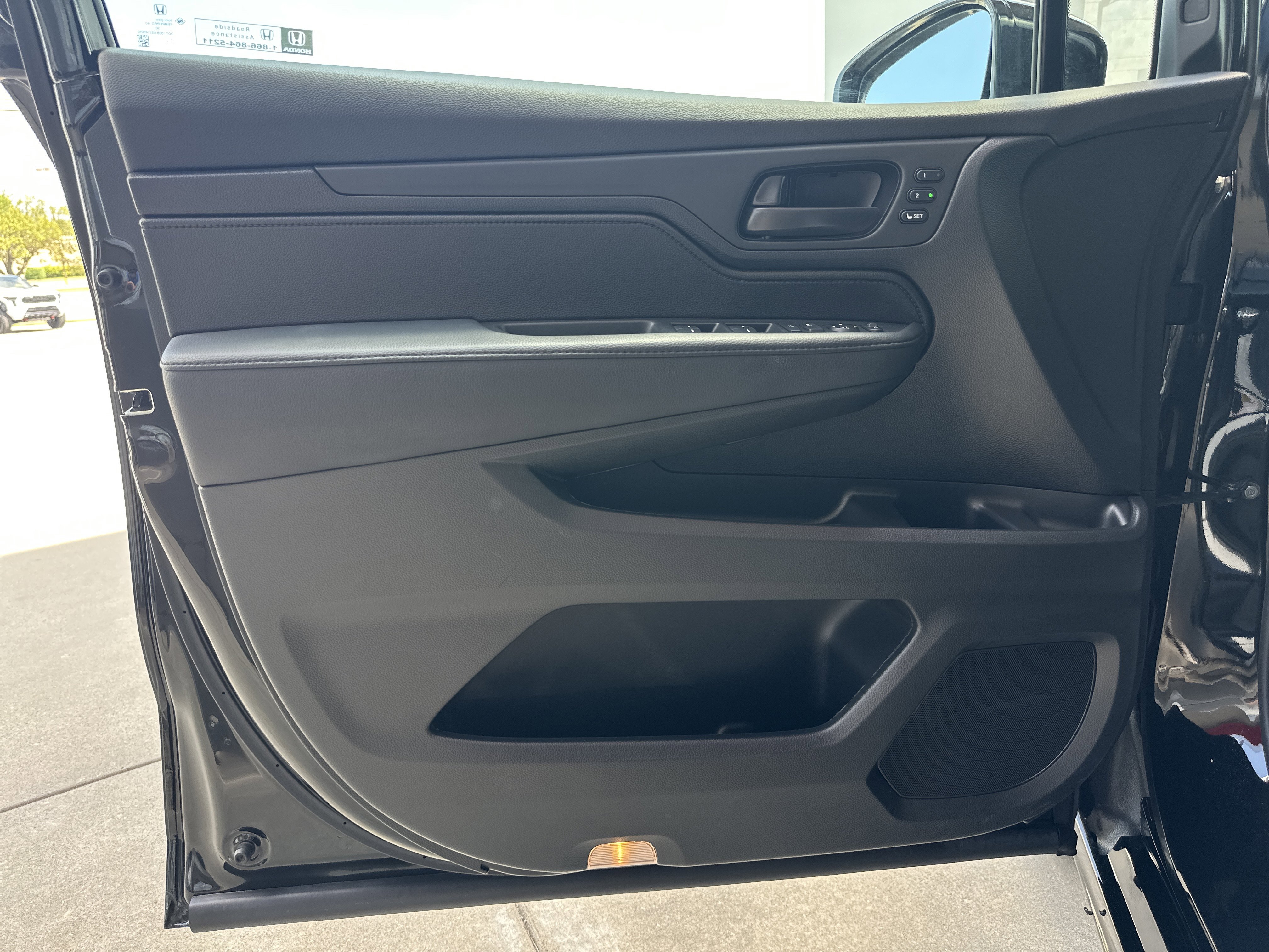 Used 2025 Honda Odyssey Sport-L image 10
