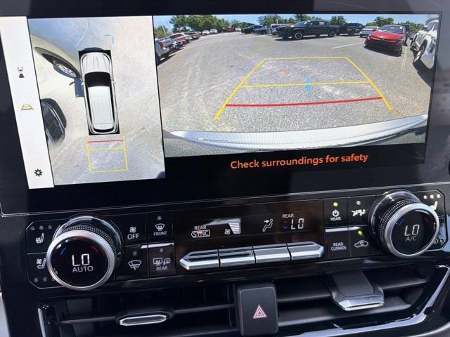 Used 2024 Toyota Highlander Limited image 31