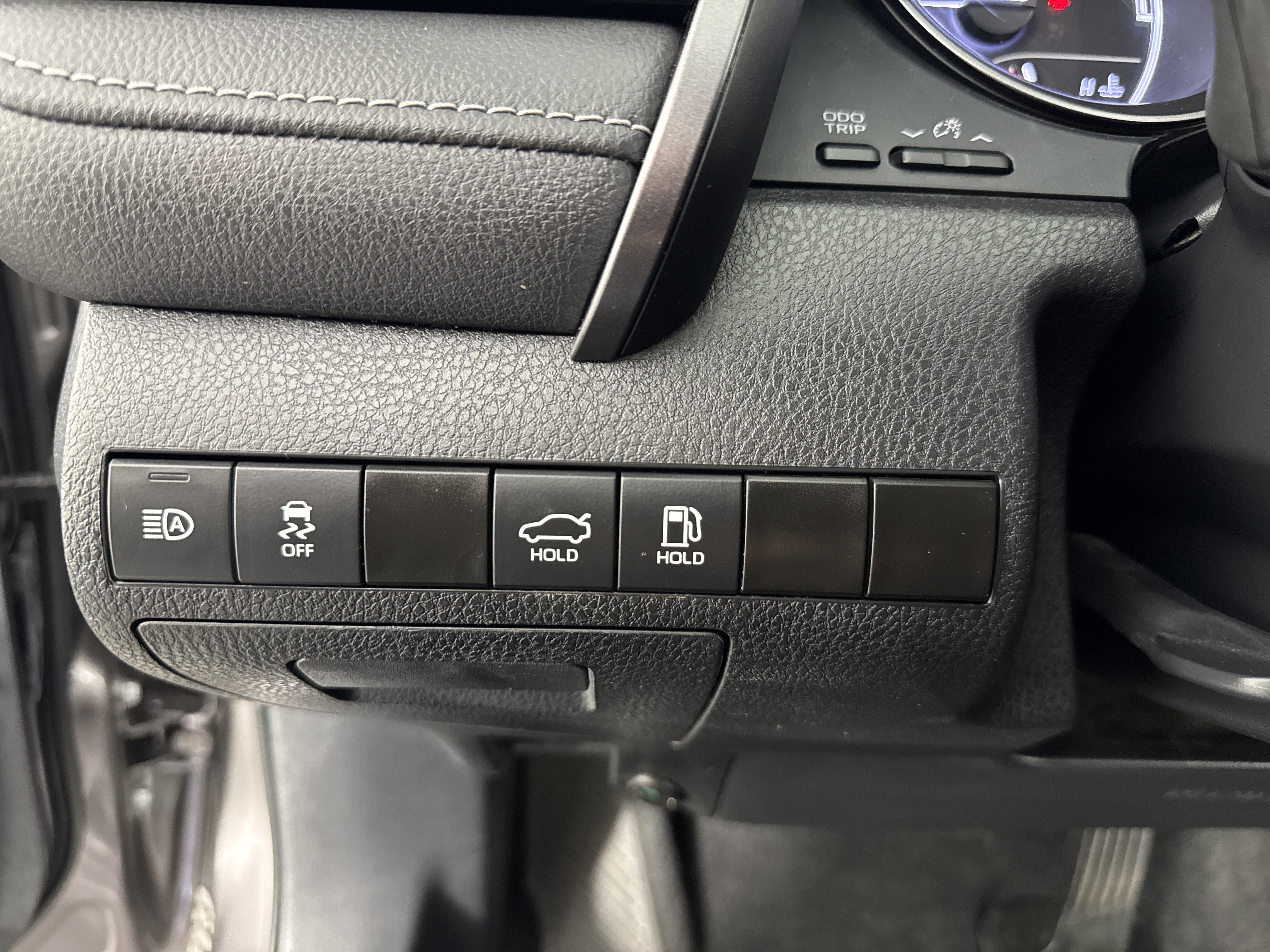 Used 2023 Toyota Camry SE w/ Audio Upgrade Package FWD image 24