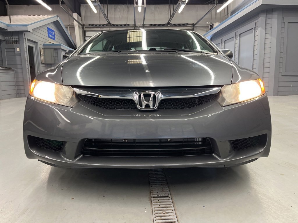 Used 2011 Honda Civic DX-VP image 2