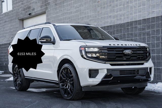 New 2026 Ford Expedition Platinum w/ Stealth Performance Package image 1