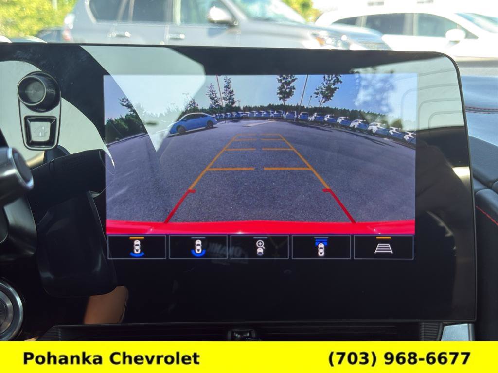Used 2022 Chevrolet Corvette Stingray Premium Conv w/ Z51 Performance Package RWD image 15