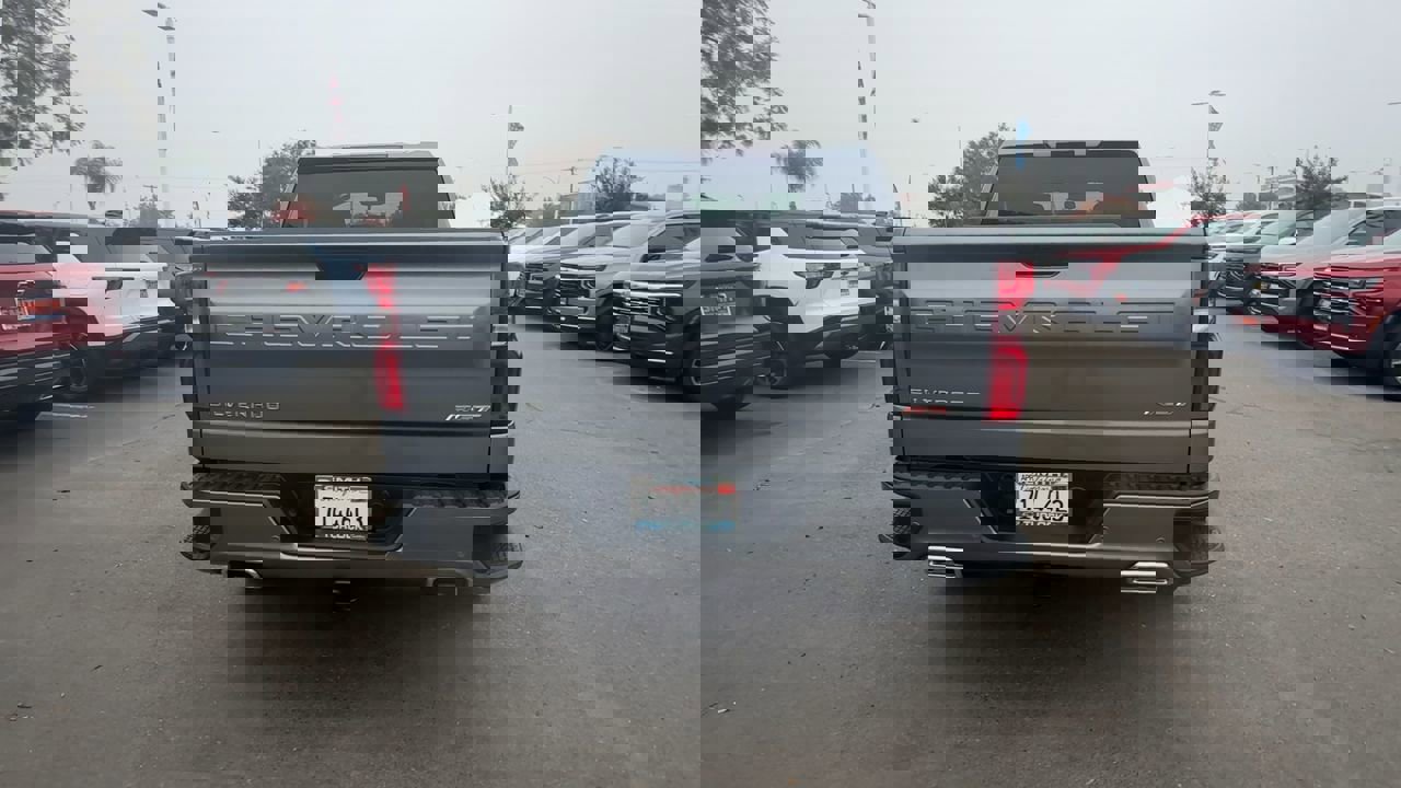 Used 2022 Chevrolet Silverado 1500 RST image 6