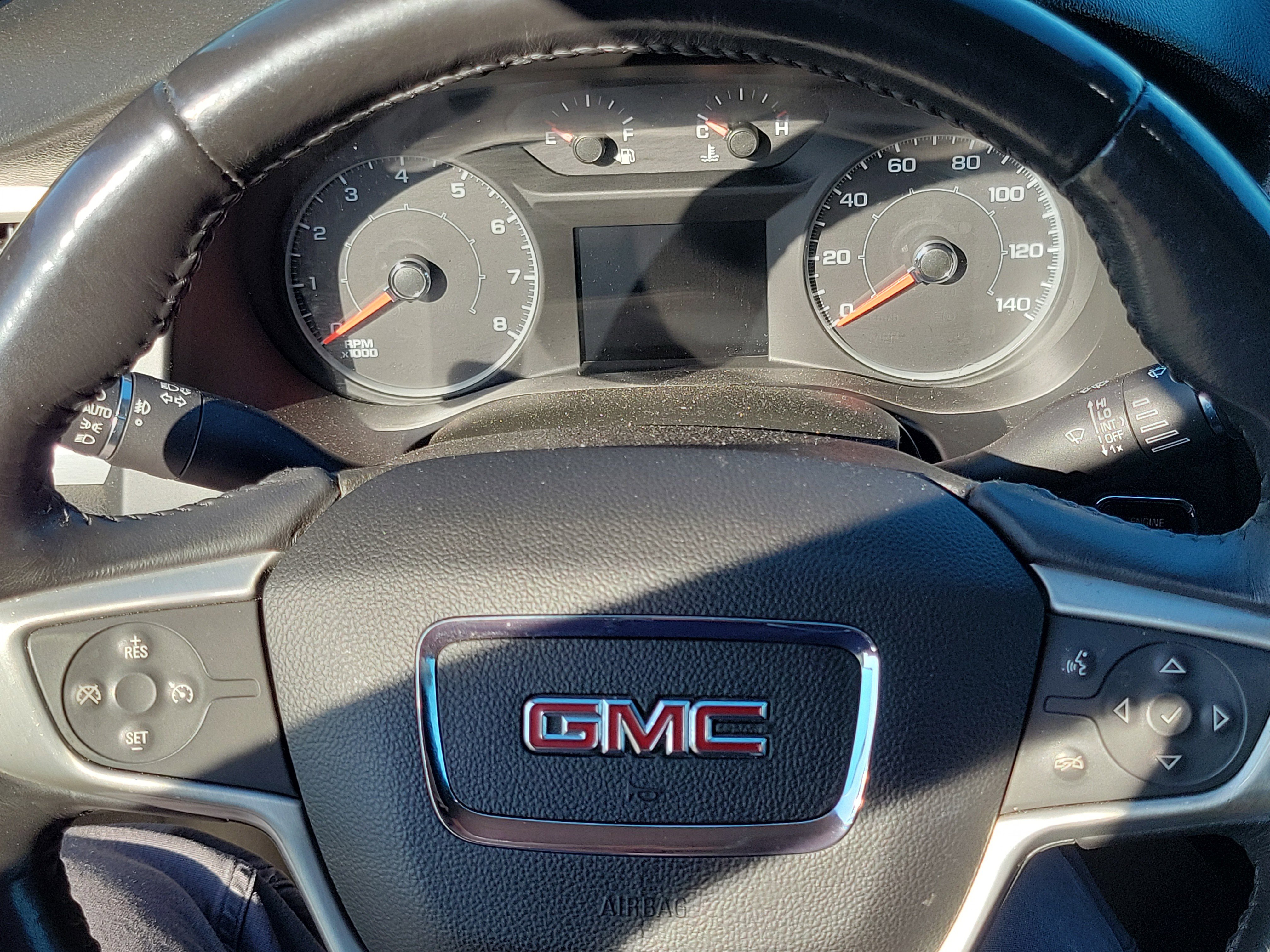 Used 2017 GMC Acadia SLE w/ Driver Alert Package I image 6