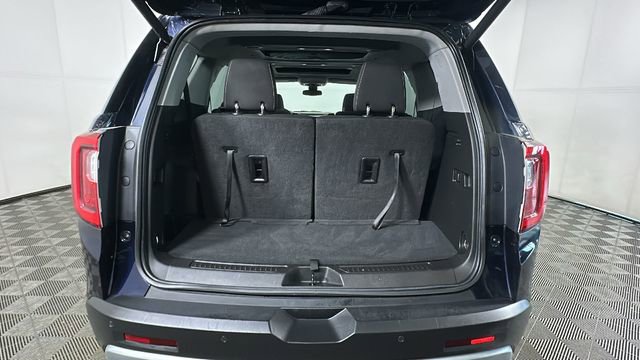 Used 2022 GMC Acadia SLE w/ Driver Convenience Package FWD image 28