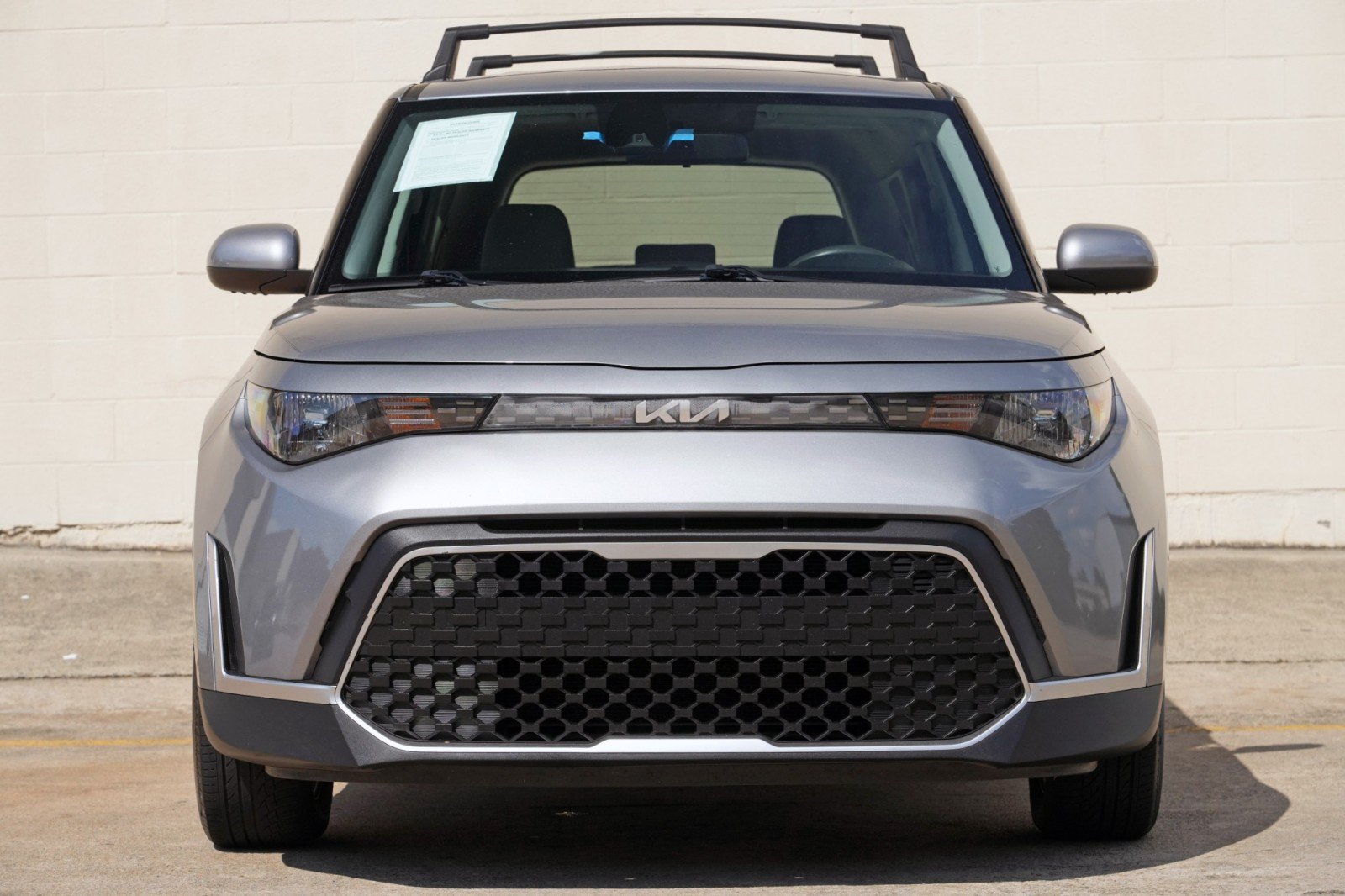 Used 2023 Kia Soul LX w/ LX Technology Package FWD image 6