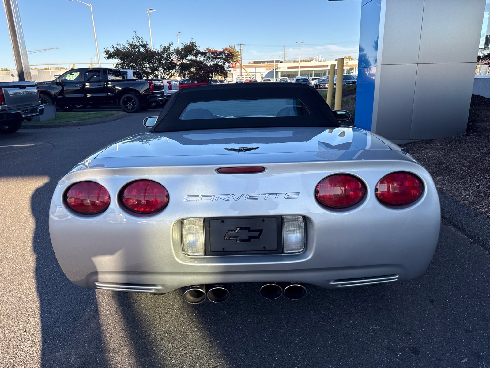 Used 2002 Chevrolet Corvette Convertible w/ Preferred Equipment Group2 RWD image 6