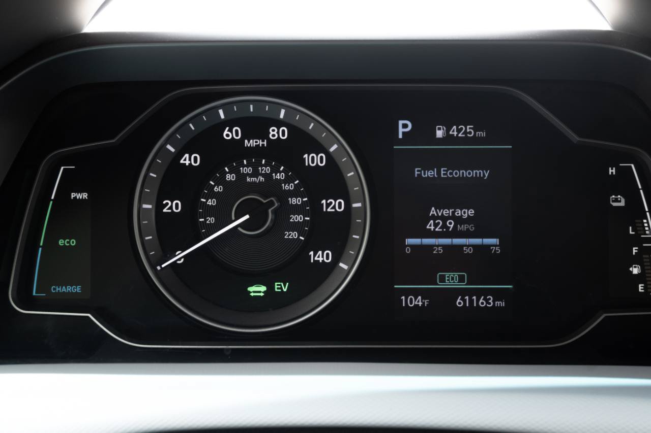 Used 2020 Hyundai Ioniq Blue FWD image 3