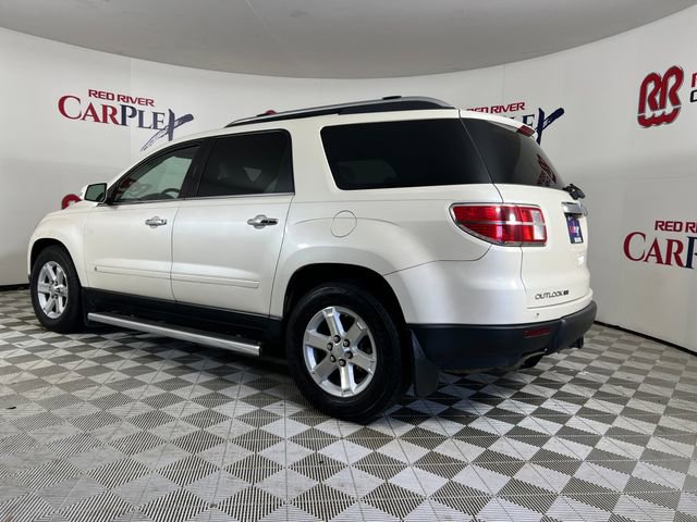 Used 2008 Saturn Outlook XR w/ Premium Trim Package image 5