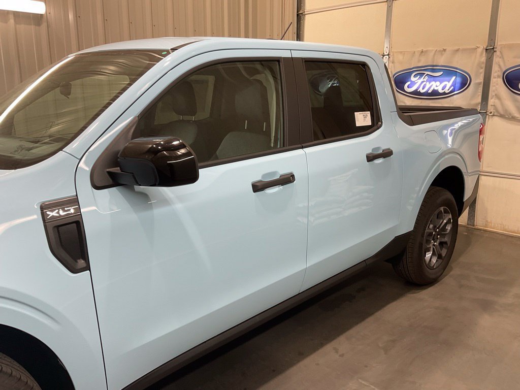 New 2026 Ford Maverick XLT w/ XLT Luxury Package AWD/4WD image 5