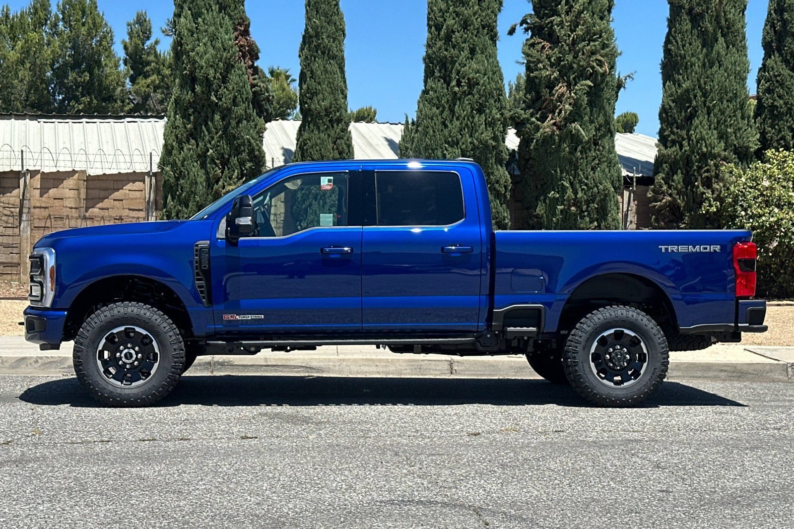 New 2026 Ford F250 Lariat w/ Tremor Off-Road Package AWD/4WD image 7
