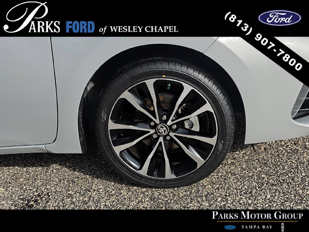 Used 2017 Toyota Corolla SE FWD image 30