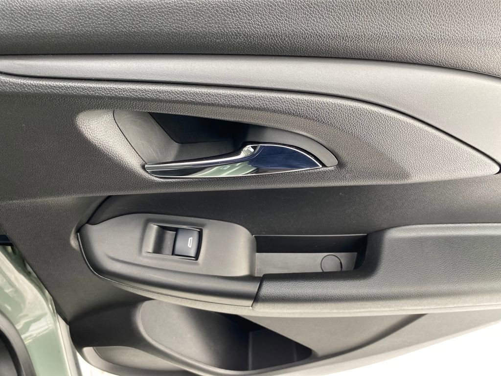 Used 2025 Chevrolet TrailBlazer LT image 14