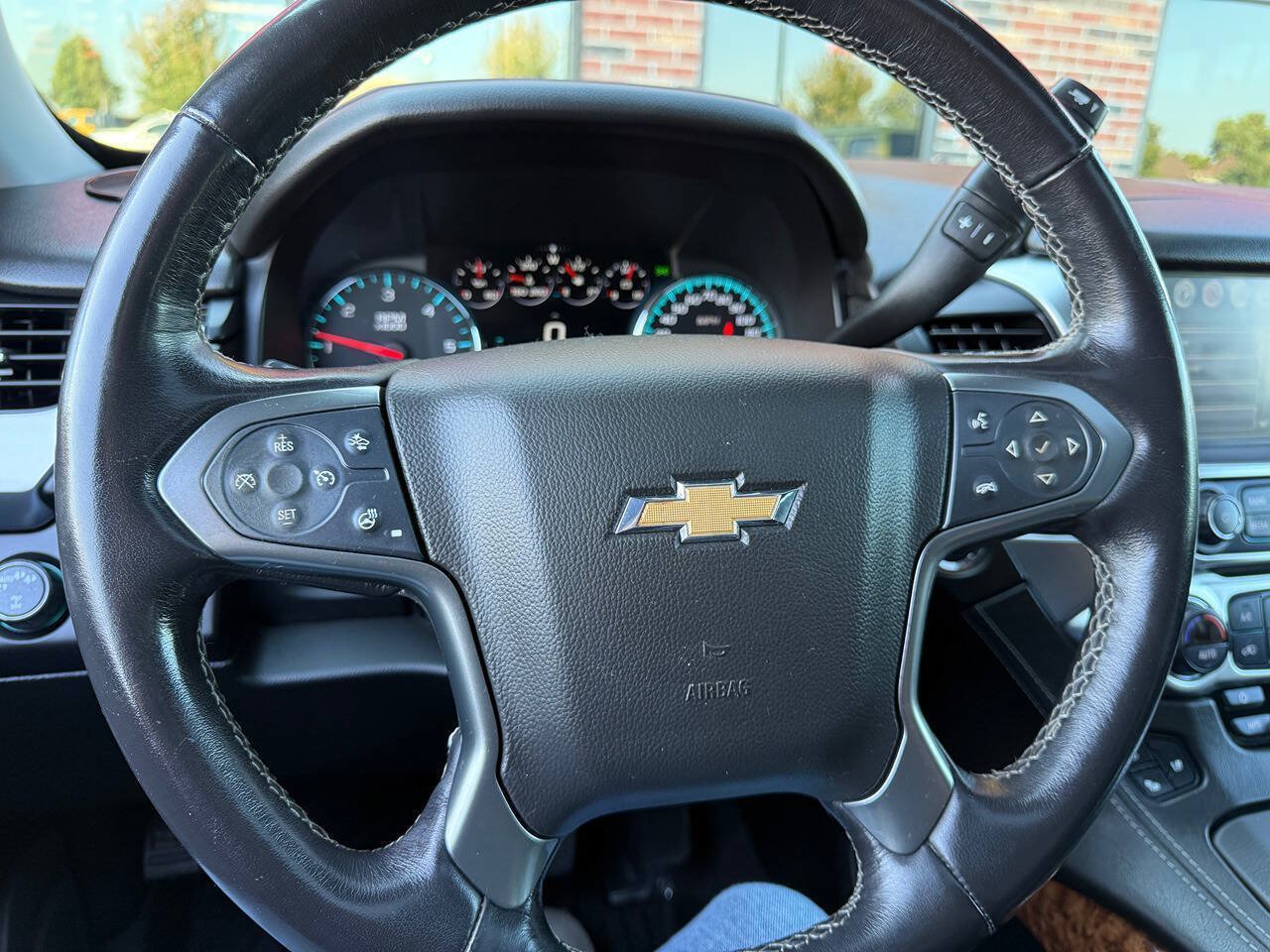 Used 2020 Chevrolet Tahoe Premier AWD/4WD image 12