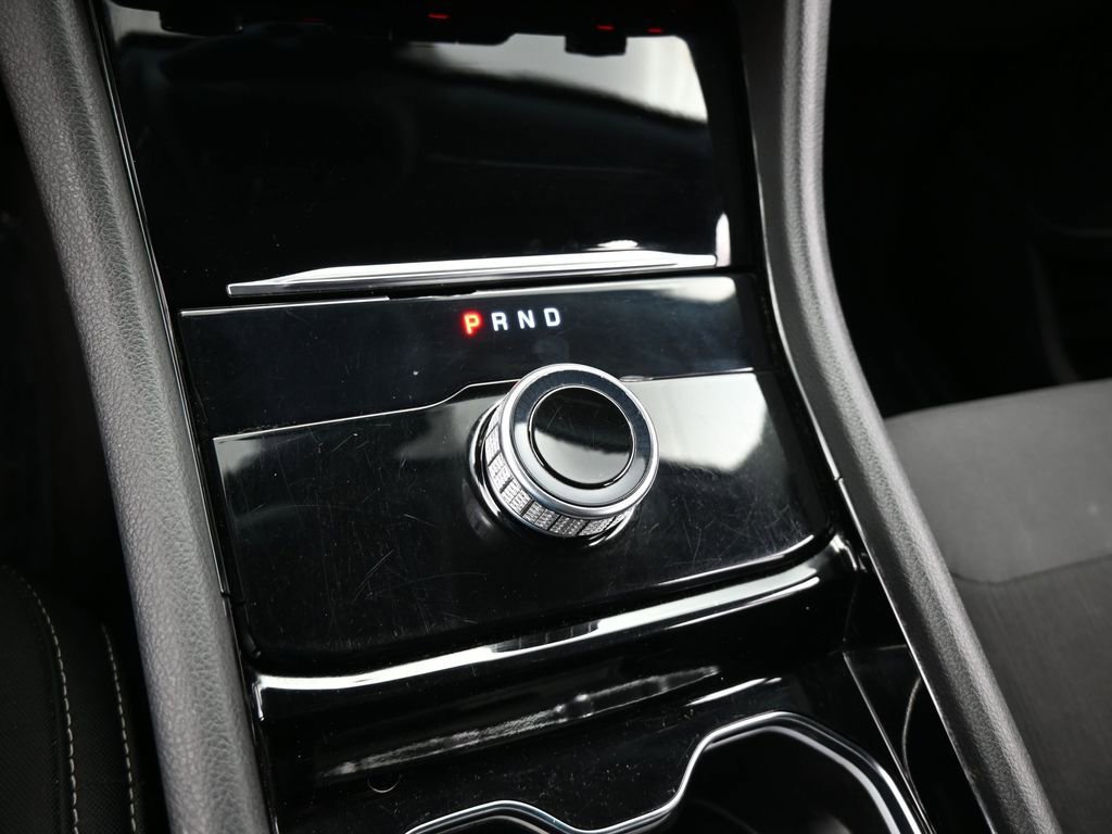 Used 2021 Jeep Grand Cherokee L Laredo w/ Luxury Tech Group I image 27