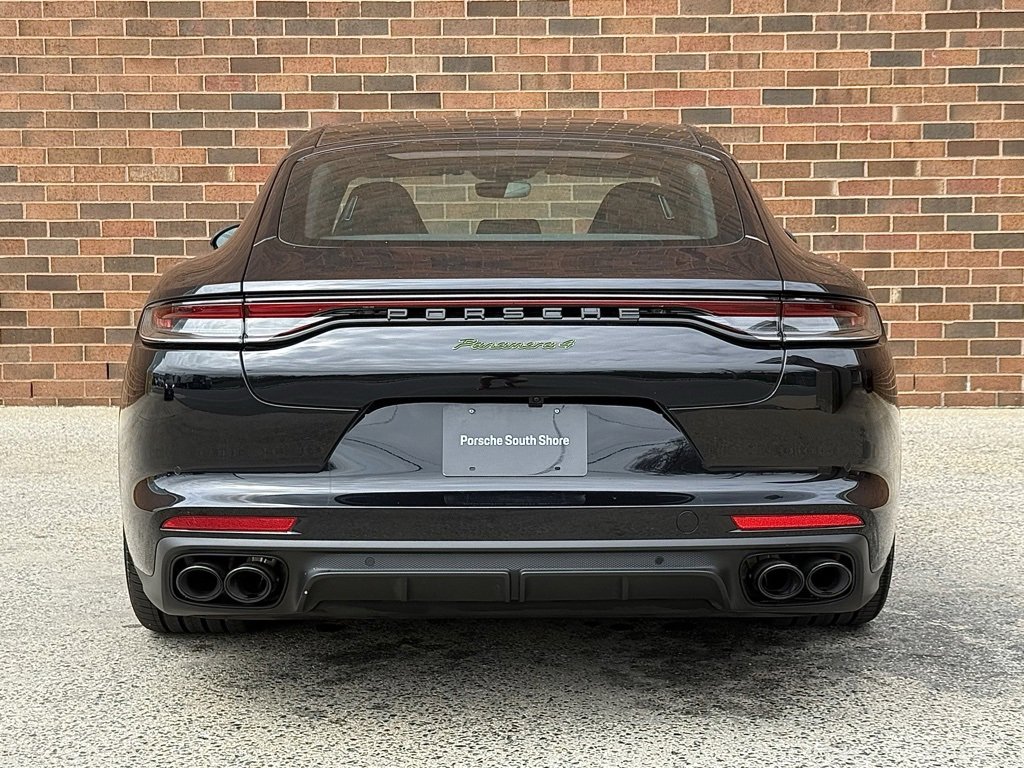 Used 2023 Porsche Panamera 4 image 6