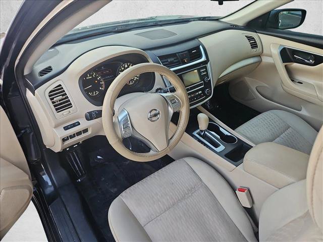 Used 2017 Nissan Altima 2.5 SV FWD image 10