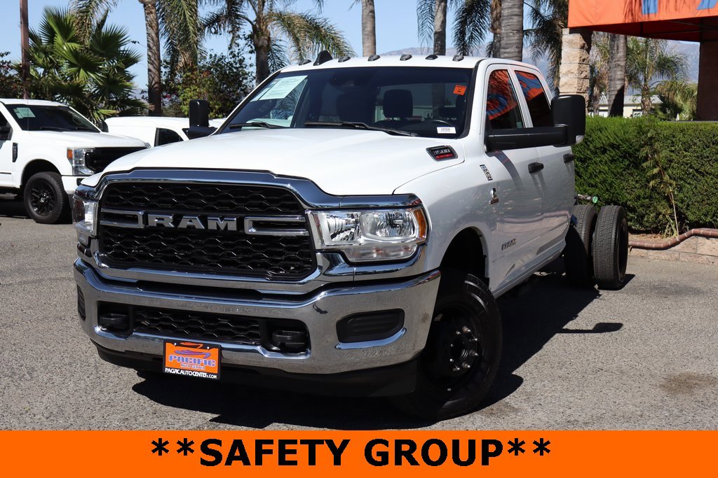 Used 2022 RAM 3500 Tradesman w/ Safety Group image 4
