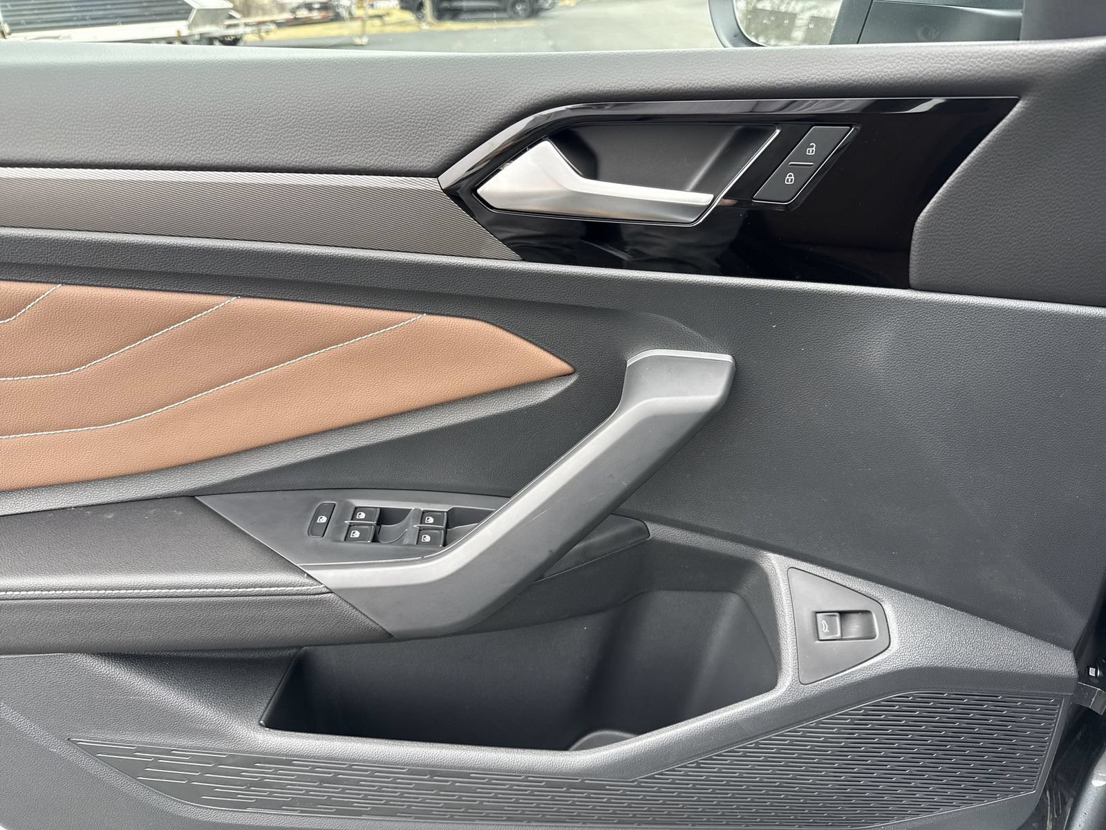 New 2026 Volkswagen Jetta SEL FWD image 14