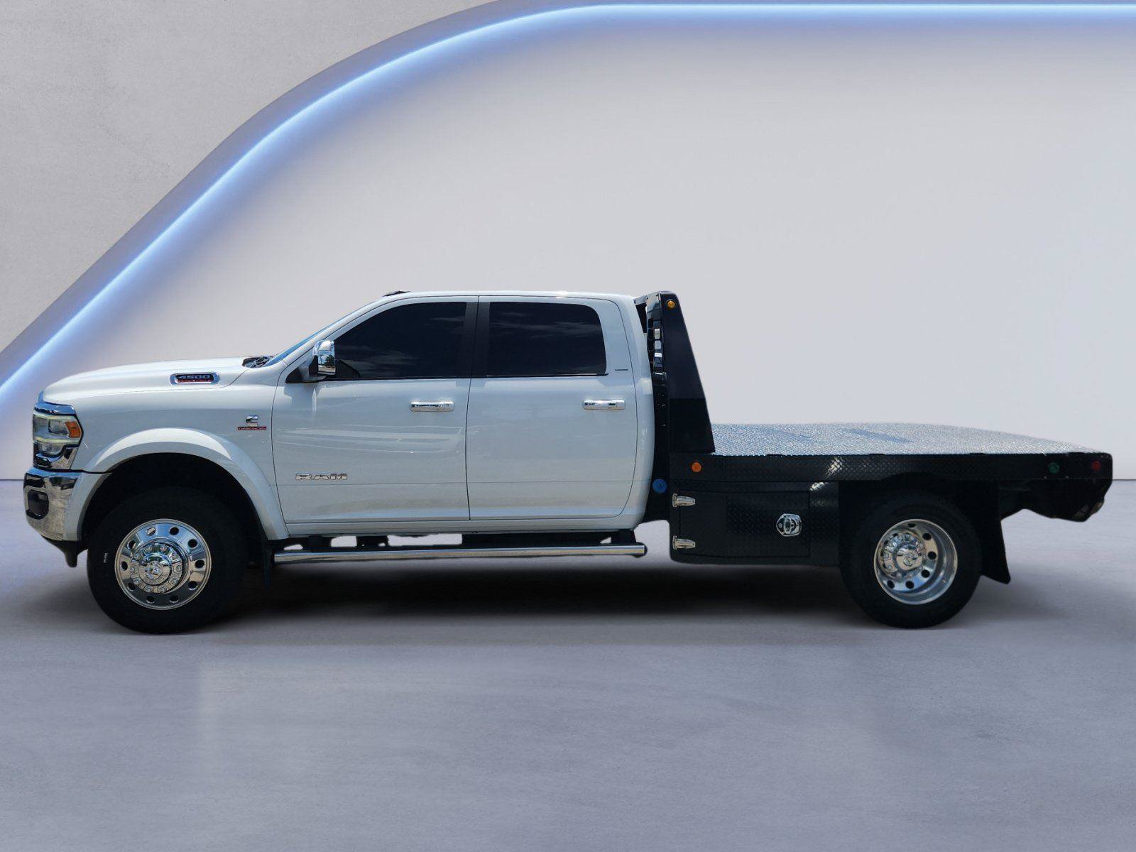Used 2022 RAM 4500 Laramie AWD/4WD image 6