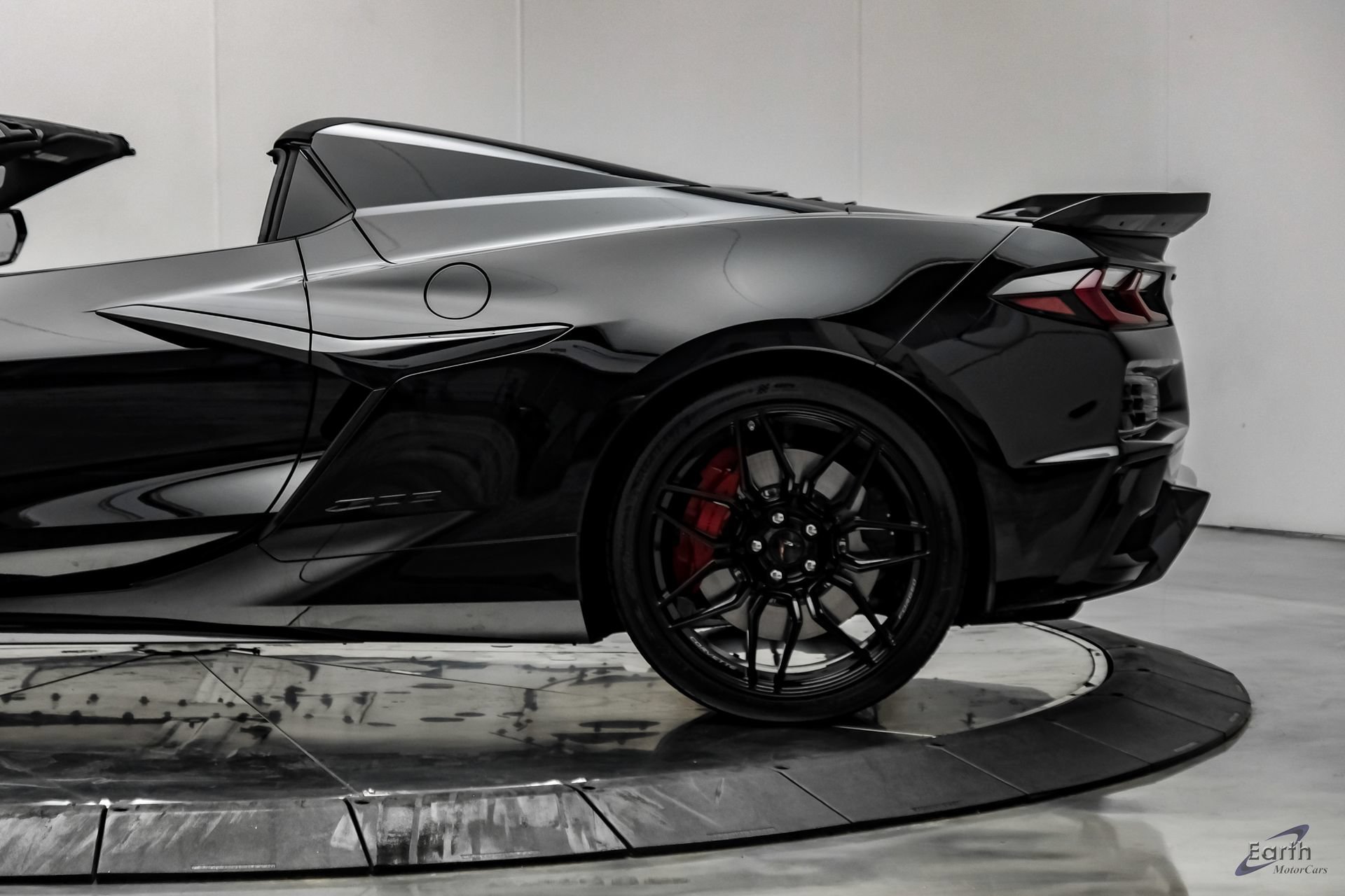 Used 2026 Chevrolet Corvette Z06 RWD image 11