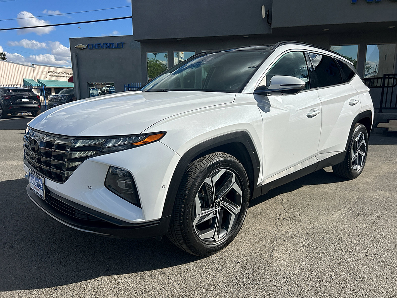Used 2022 Hyundai Tucson Limited AWD/4WD image 3
