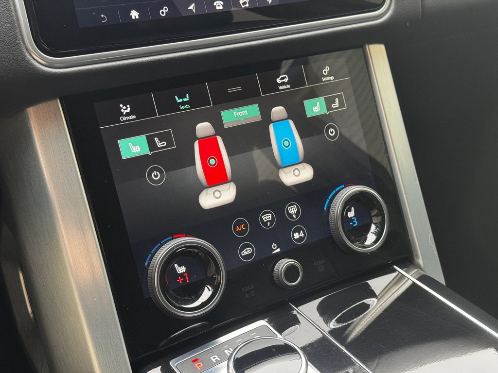 Used 2019 Land Rover Range Rover HSE image 13