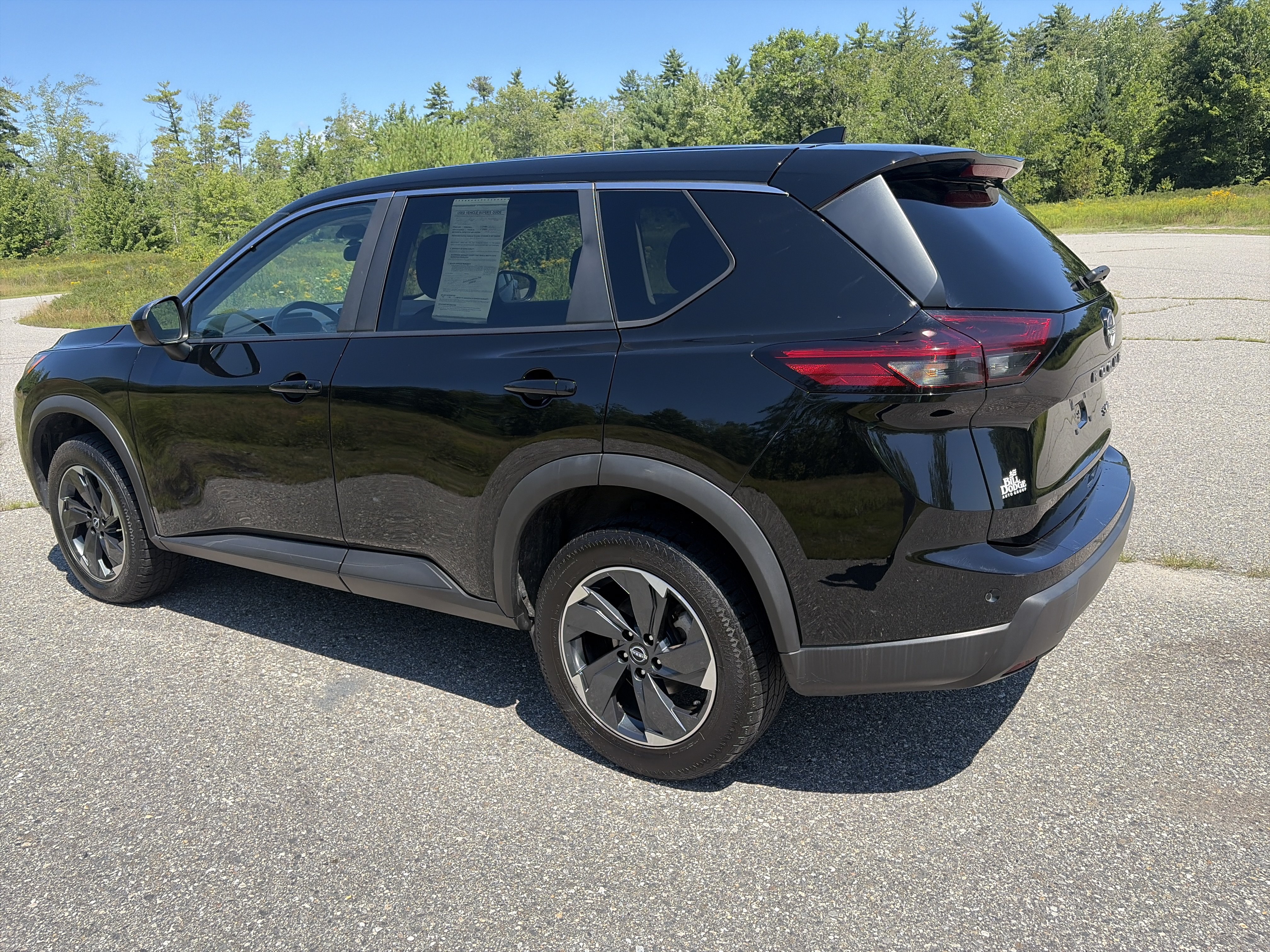 Certified 2024 Nissan Rogue SV AWD/4WD image 4