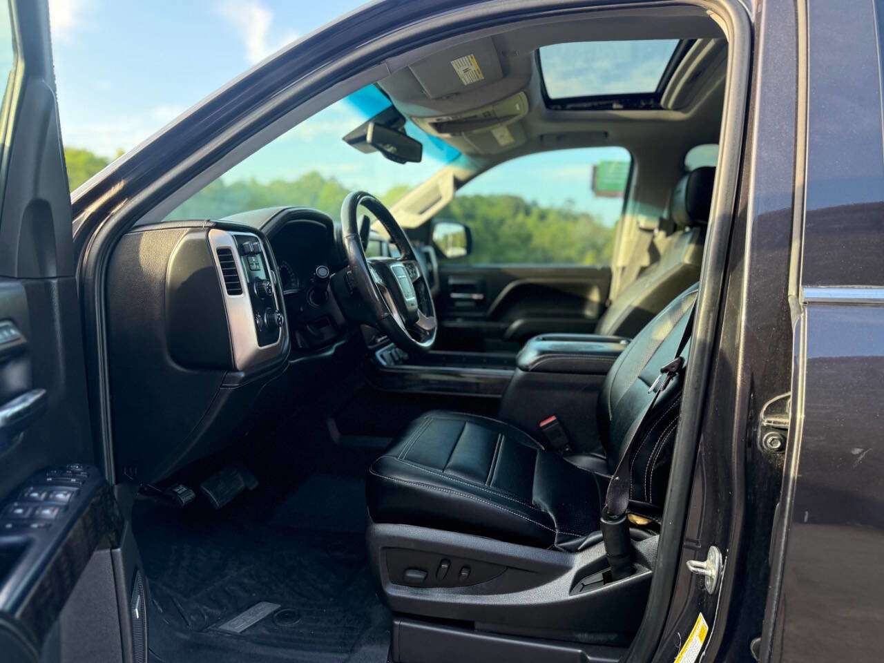 Used 2014 GMC Sierra 1500 Denali w/ Driver Alert Package image 10