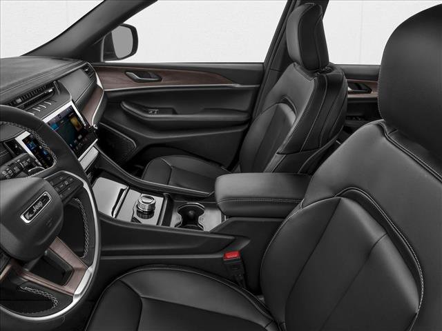 New 2027 Jeep Grand Cherokee Summit AWD/4WD image 6