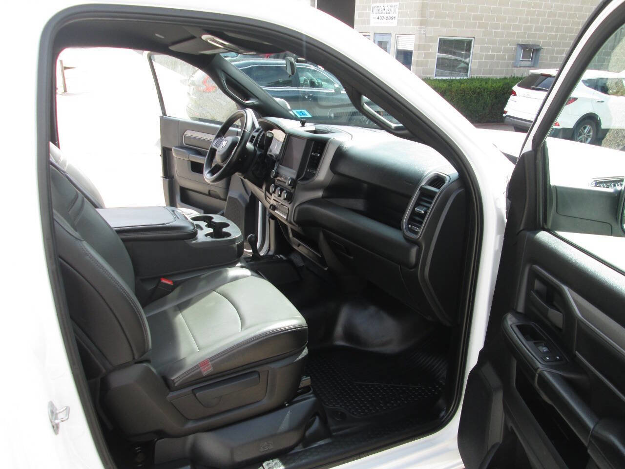 Used 2022 RAM 3500 Tradesman image 22