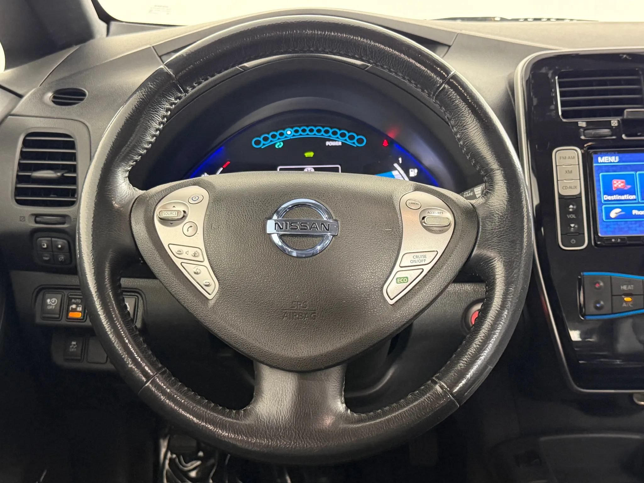 Used 2013 Nissan Leaf SL w/ Premium Pkg FWD image 12