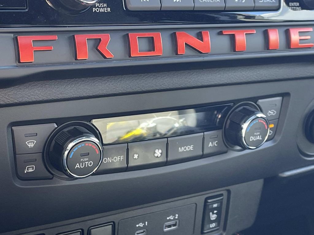 Used 2025 Nissan Frontier PRO-4X w/ Pro Premium Package image 23