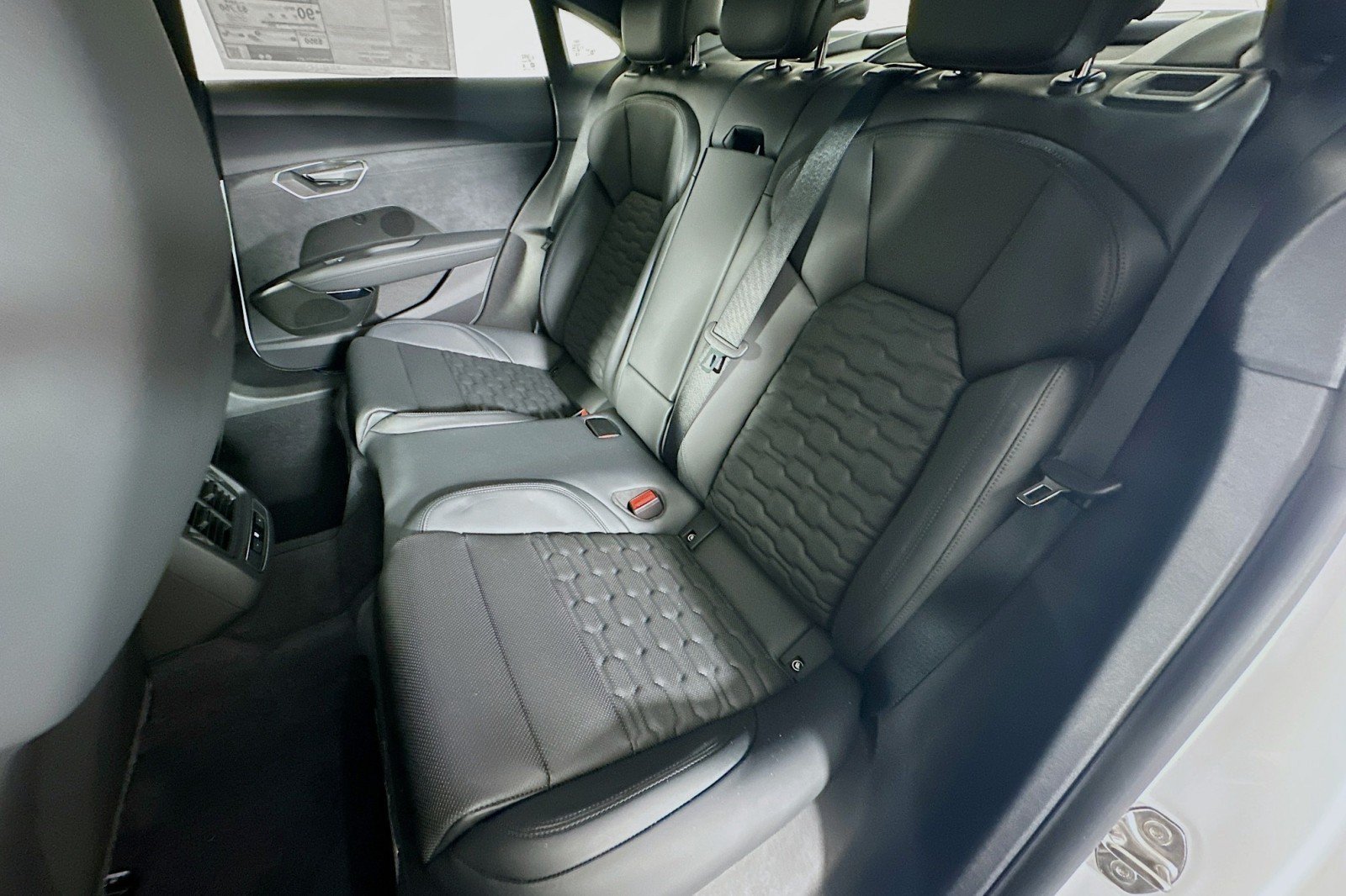 New 2026 Audi S e-tron GT Premium Plus AWD/4WD image 9