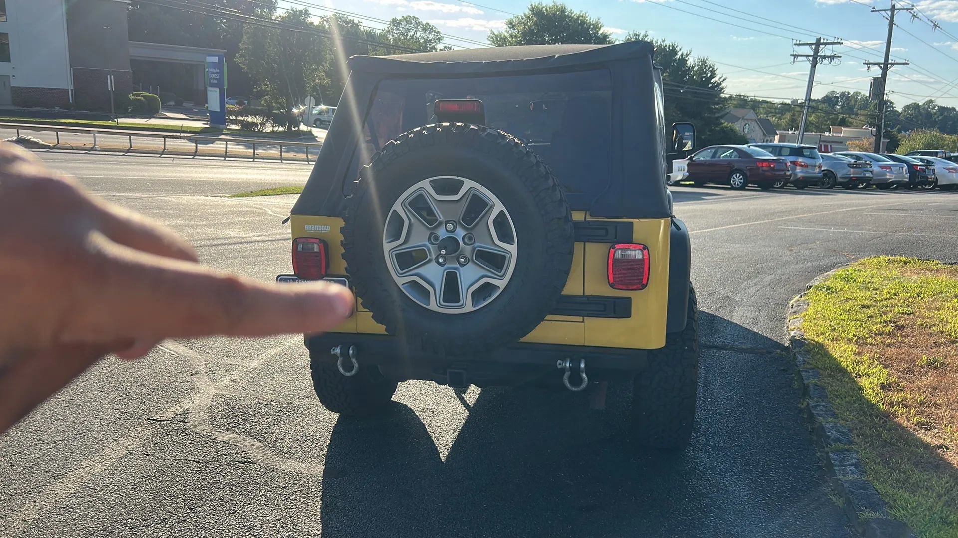 Used 2004 Jeep Wrangler 4WD image 9