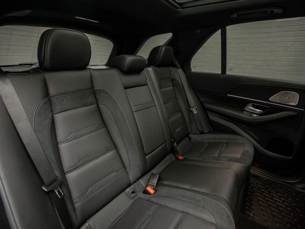 Used 2025 Mercedes-Benz GLE 53 AMG AMG GLE 53 4MATIC+ SUV image 36