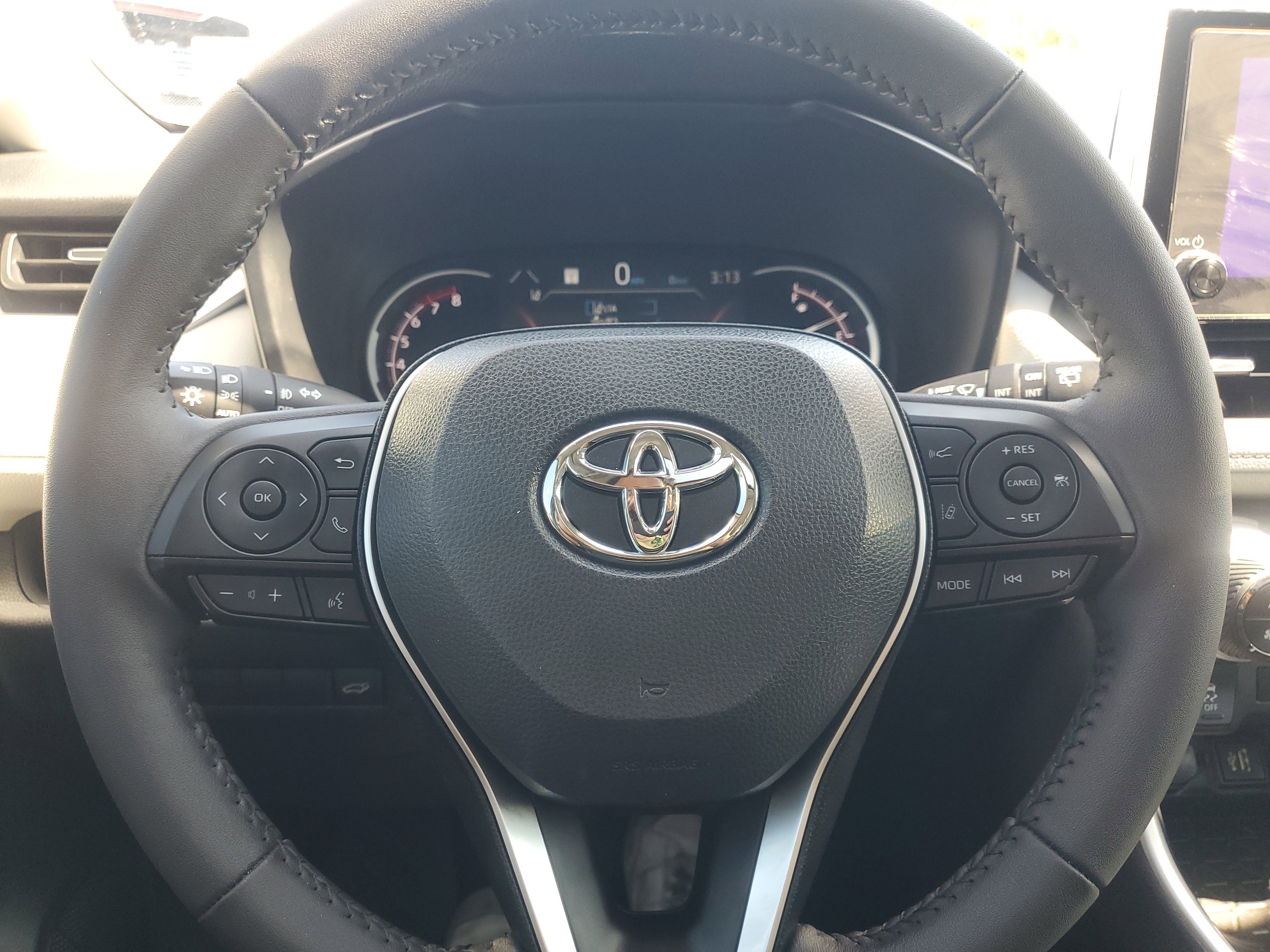 Certified 2025 Toyota RAV4 XLE Premium FWD image 22