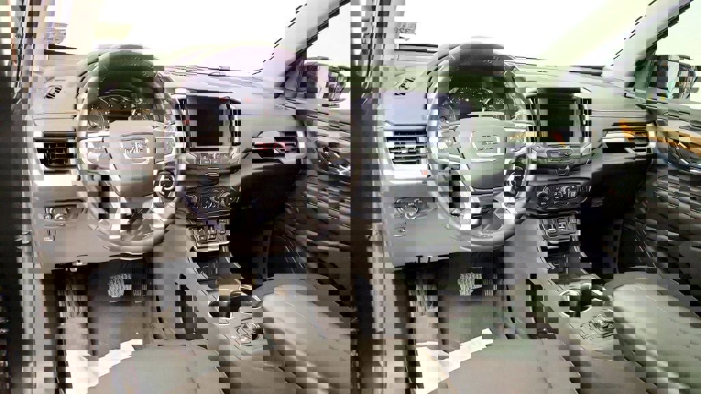 Used 2021 GMC Terrain SLE w/ Driver Convenience Package image 12