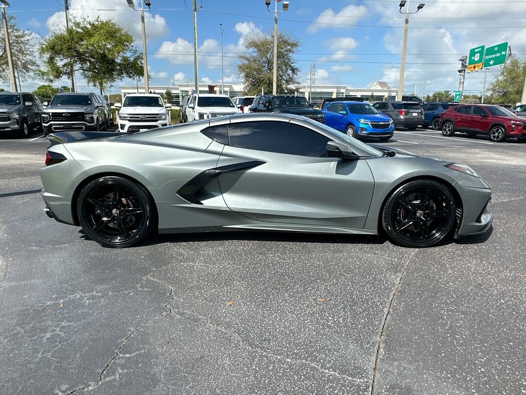 Used 2022 Chevrolet Corvette 2LT Coupe w/ Z51 Performance Package image 5