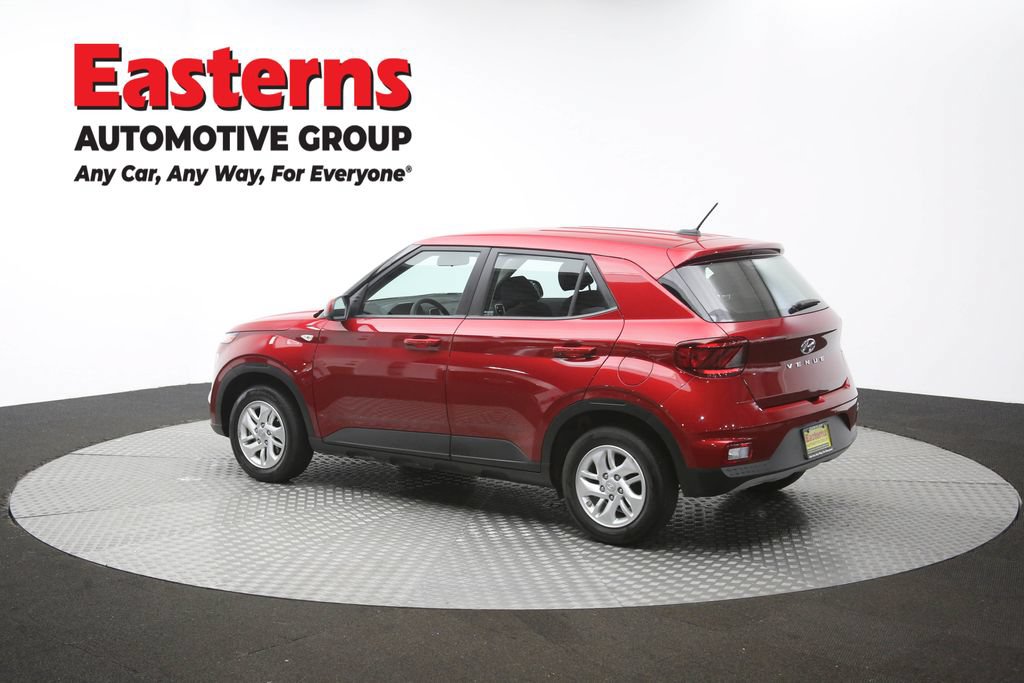 Used 2025 Hyundai Venue SE FWD image 61