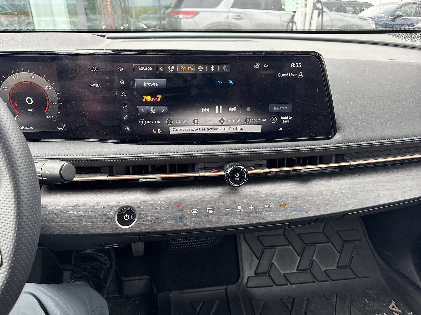 Certified 2023 Nissan Ariya AWD image 17