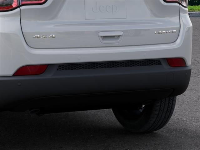 New 2026 Jeep Compass Limited image 13