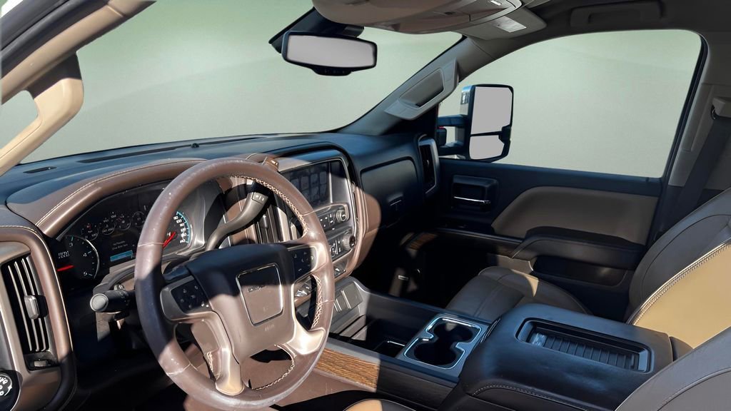 Used 2019 GMC Sierra 2500 Denali w/ Duramax Plus Package image 10